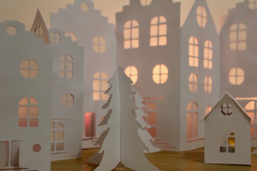 Tutoriel Village de Noël DIY  L'Atelier Lutèce