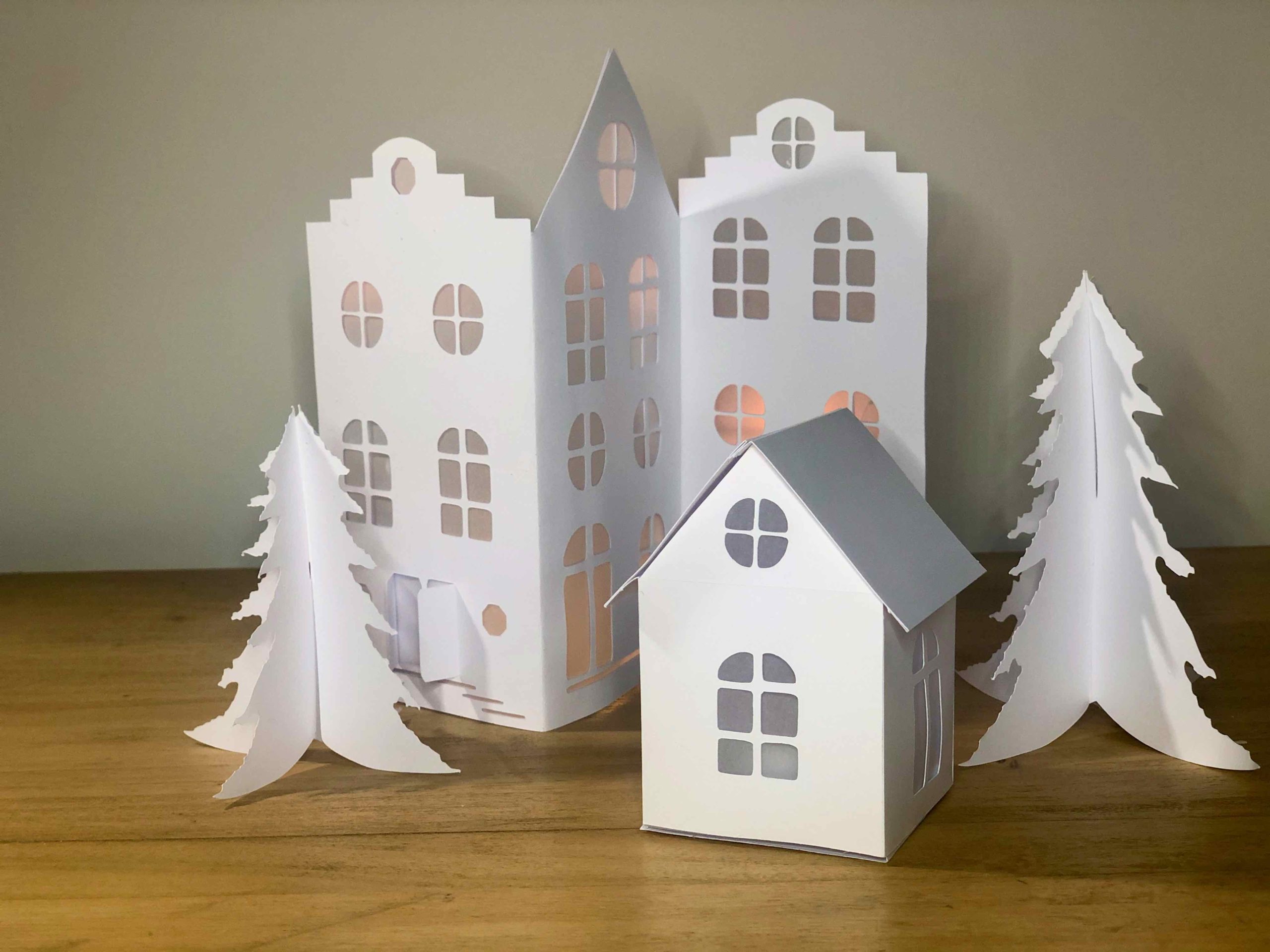 Déco de Noël : tutoriel pour créer des maisons en papier - Marie